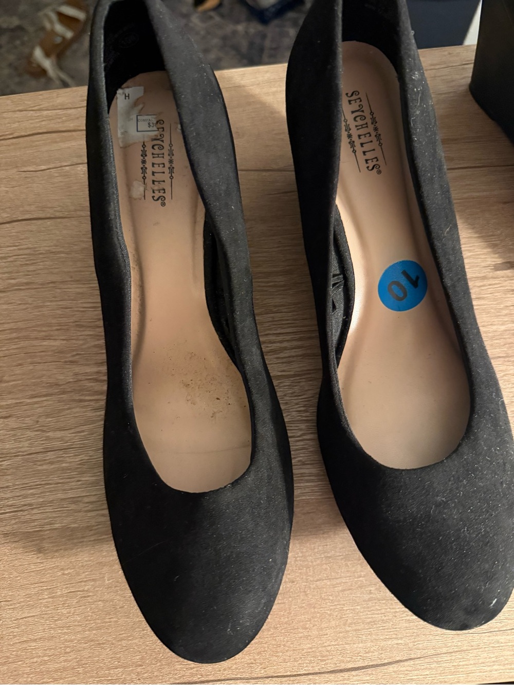 Seychelles Black Suede Round-Toe Heels